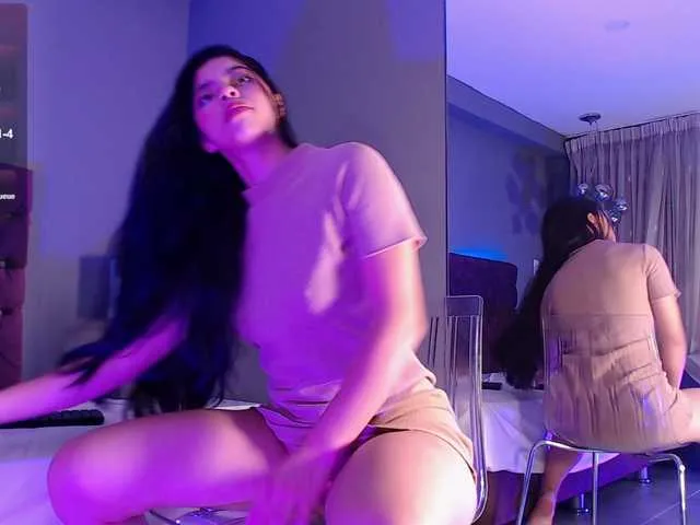 Live sex webcam photo for TiaraArango #288446250