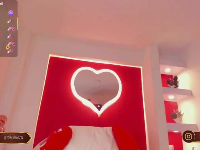Live sex webcam photo for TibyJhonson #291832536