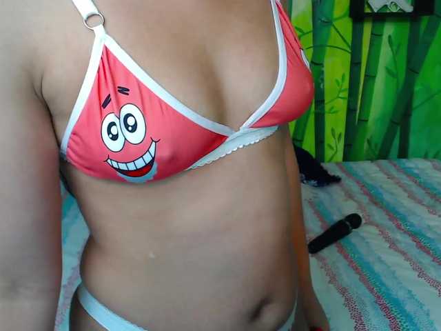 Live sex webcam photo for Tifany-Suarez #273709365