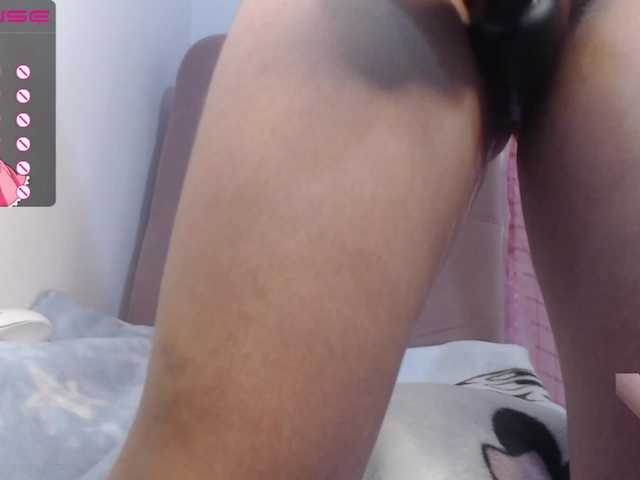 Live sex webcam photo for Tifany-Suarez #273936357