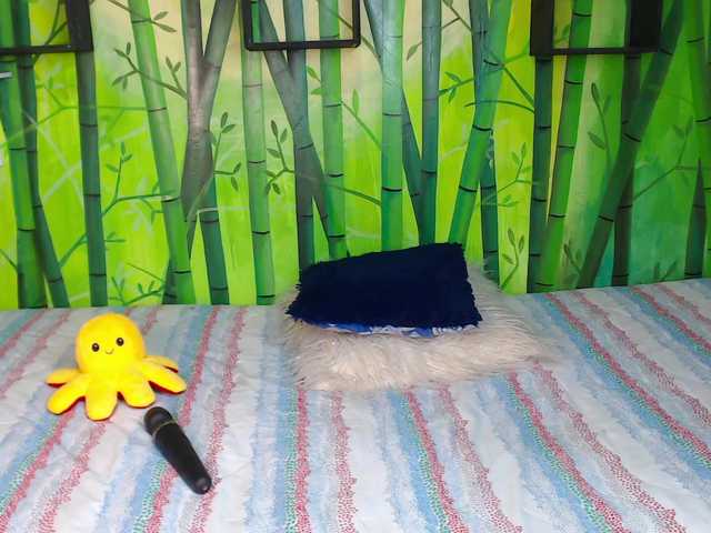 Live sex webcam photo for Tifany-Suarez #274181816