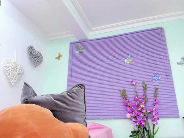 Live sex webcam photo for TifanyTaylor #277037796