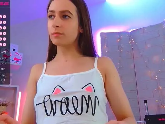 Live sex webcam photo for Tiffaaany #275486928