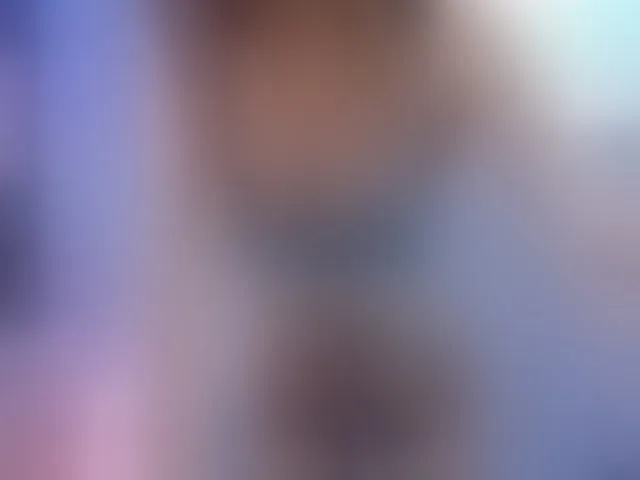Live sex webcam photo for Tiffaaany #275497643