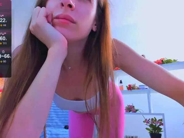 Live sex webcam photo for Tiffaaany #278138836