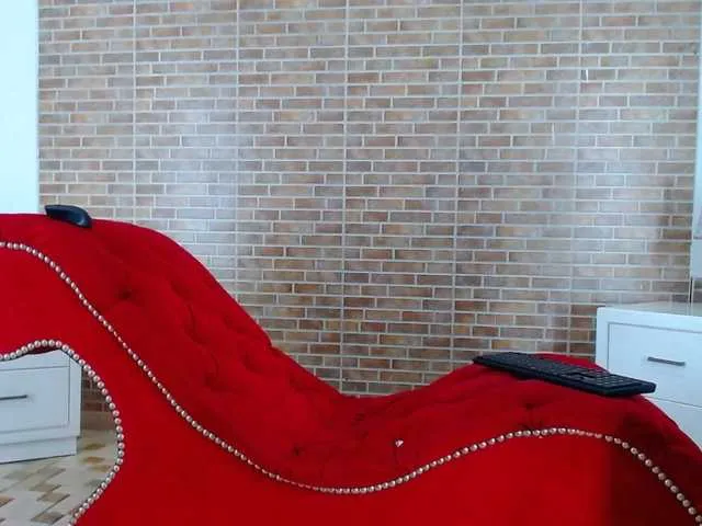 Live sex webcam photo for Tiffany-Baker #291354862