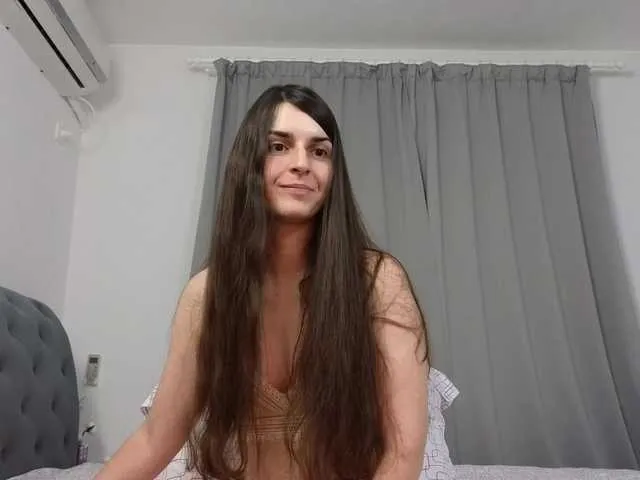 Live sex webcam photo for Tiffany4Love #291317247