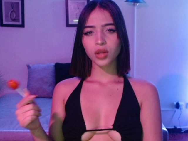 Live sex webcam photo for TiffanyBu #294096675