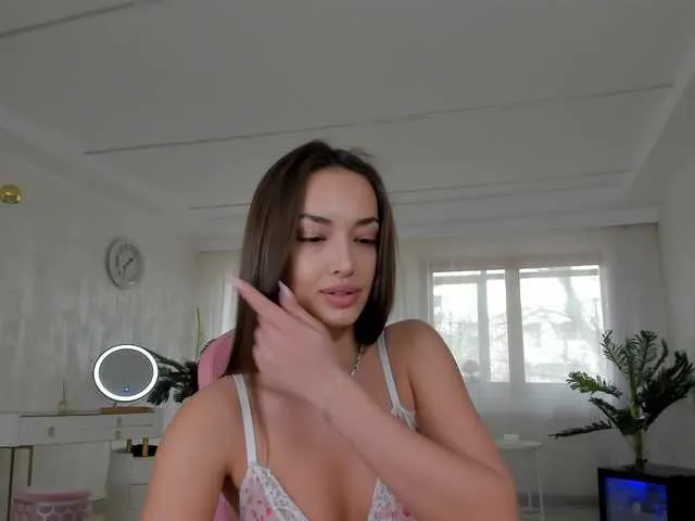 Live sex webcam photo for TiffanyHousto #290787034