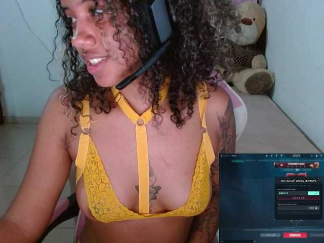 Live sex webcam photo for TiffanyRoouse #288446100