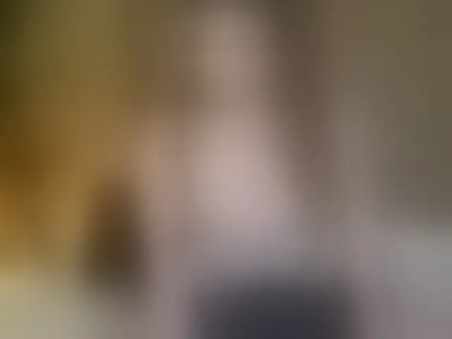 Live sex webcam photo for TiffanyTaboo #293283397
