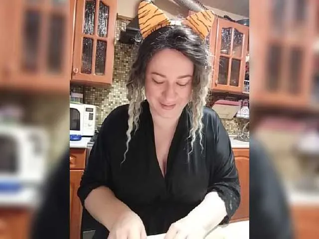 Live sex webcam photo for Tigra82 #276905419