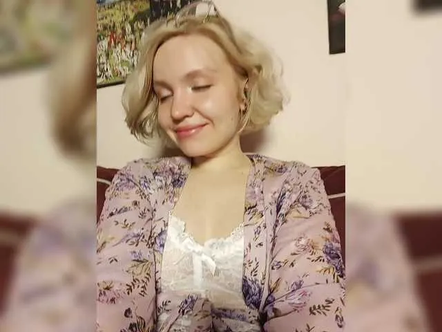 Live sex webcam photo for Tikoffka #291334312