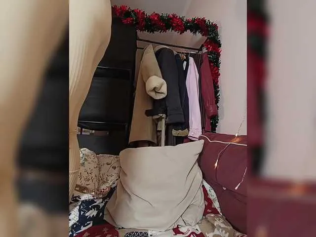 Live sex webcam photo for Tikoffka #292369660