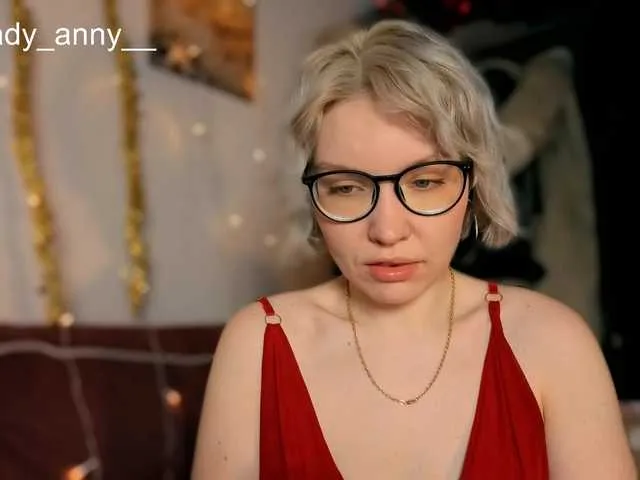 Live sex webcam photo for Tikoffka #292433855