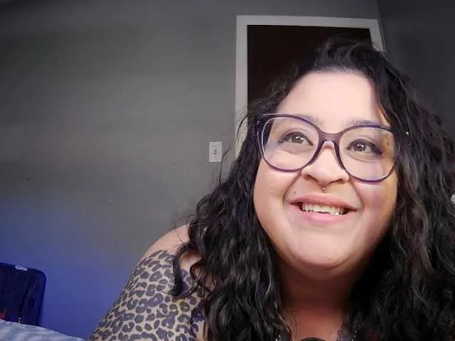 Live sex webcam photo for Tillymarie34 #290135287