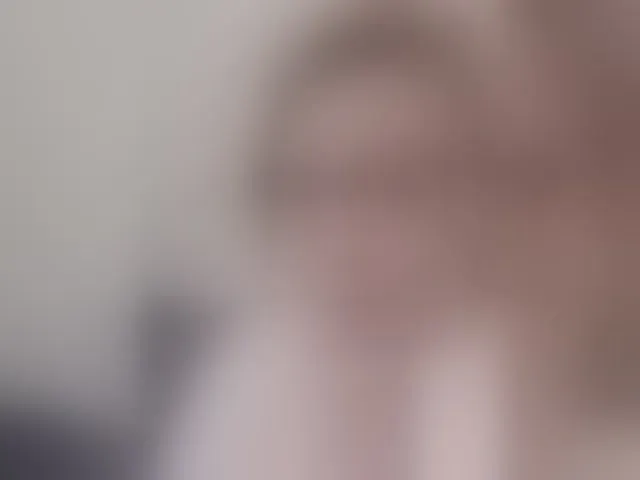 Live sex webcam photo for TilyTily #292917307