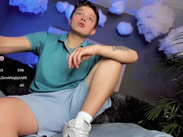 Live sex webcam photo for Tim-Wolf1 #291644718