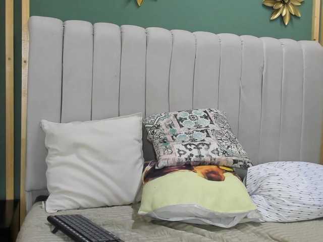 Live sex webcam photo for Timmy-Jamess #275601086