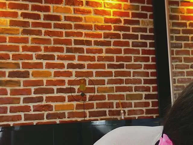 Live sex webcam photo for Tina-Turnerr #290420696