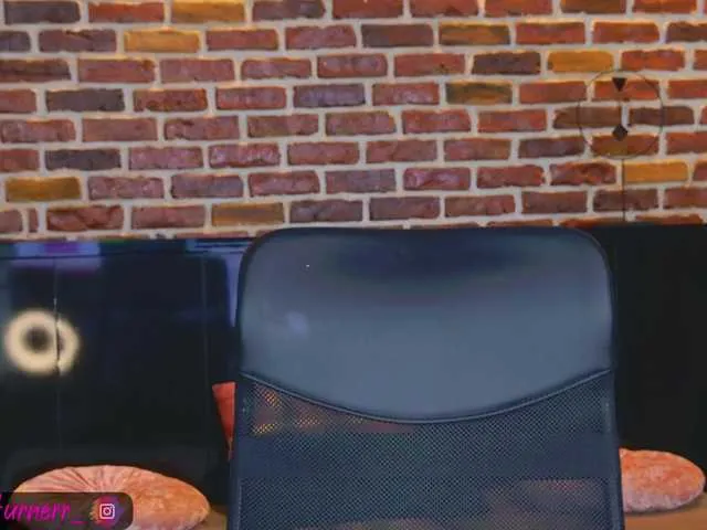 Live sex webcam photo for Tina-Turnerr #290778383