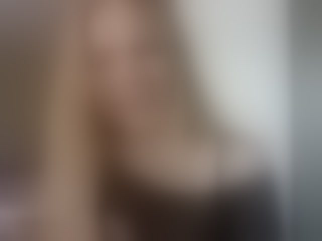Live sex webcam photo for Tina45516 #294182624