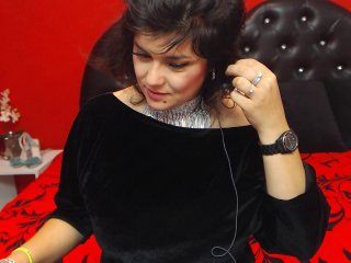 Live sex webcam photo for TinaKay1 #118899510