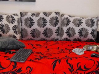 Live sex webcam photo for TinaKay1 #173073230