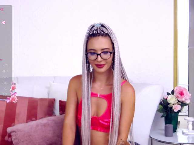 Live sex webcam photo for TinaObrien #288720350