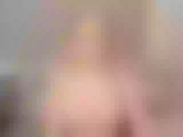 Live sex webcam photo for TinaYork #273078927