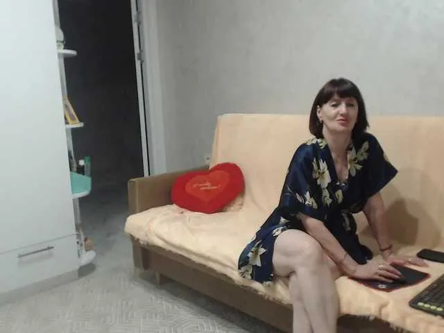 Live sex webcam photo for TinaaHott #291355559