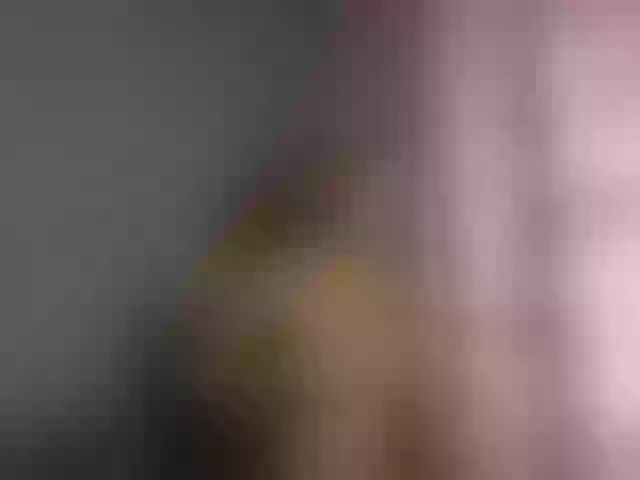 Live sex webcam photo for Tinah2 #290639472