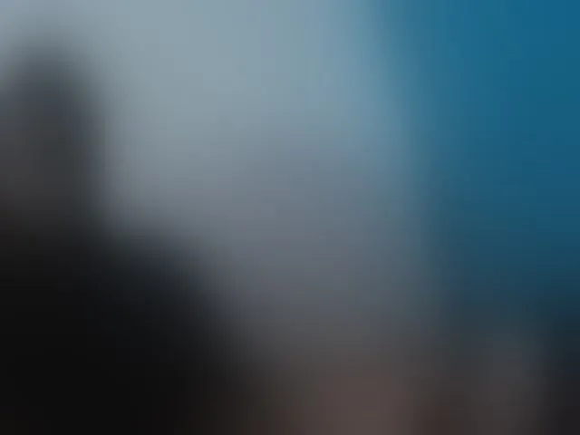 Live sex webcam photo for Tinah2 #294104752