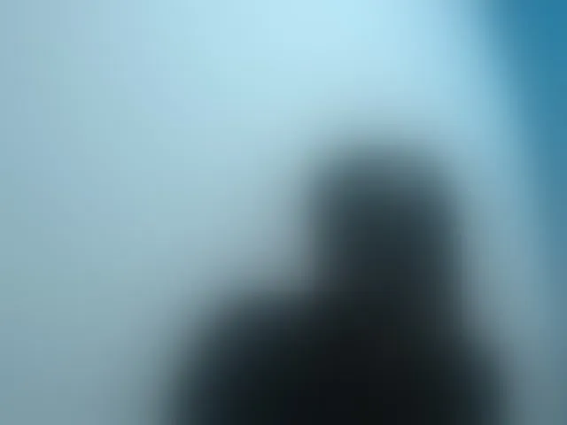 Live sex webcam photo for Tinah2 #294107627