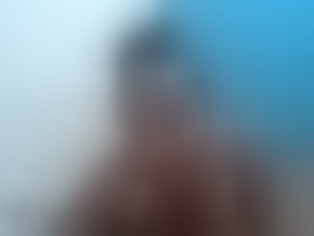 Live sex webcam photo for Tinah2 #294211961