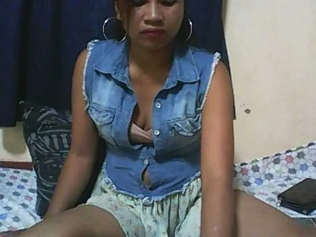 Live sex webcam photo for TinahForyh #272990427