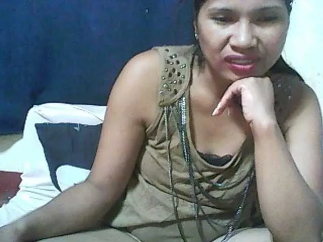 Live sex webcam photo for TinahForyh #273397280