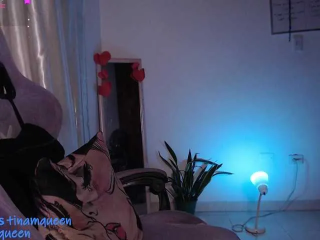 Live sex webcam photo for Tinamqueen #290859364