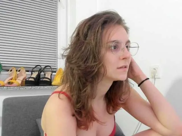 Live sex webcam photo for Tinas5 #277319435