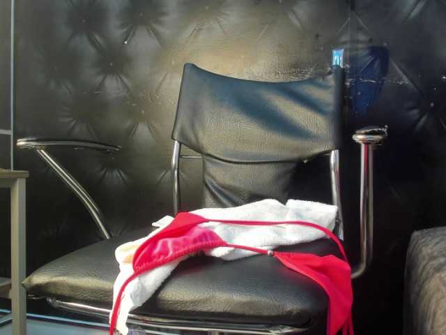 Live sex webcam photo for Tinawhitex #277465463