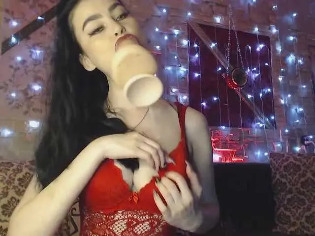 Live sex webcam photo for Tinellia #273641538
