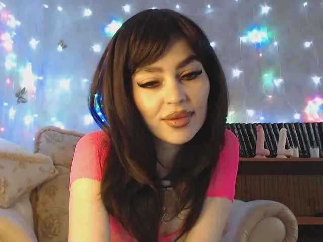 Live sex webcam photo for Tinellia #277104131