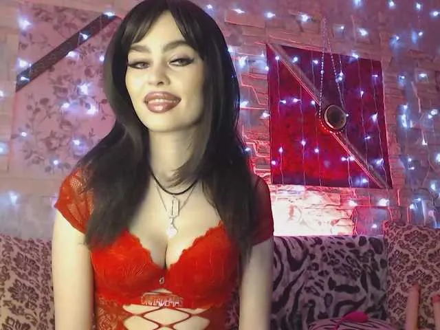 Live sex webcam photo for Tinellia #277893619
