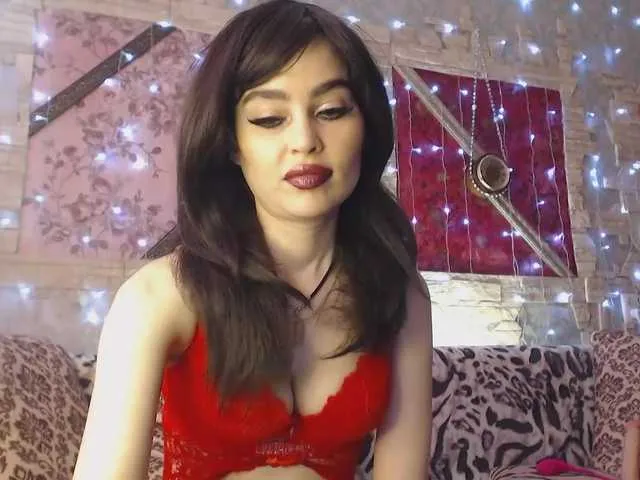 Live sex webcam photo for Tinellia #277938584