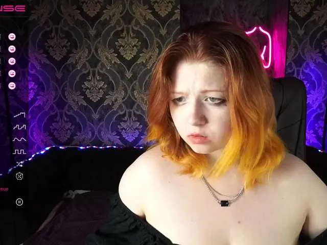 Live sex webcam photo for TinkerBelll #275529719