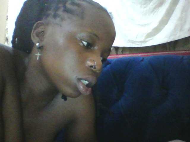 Live sex webcam photo for Tinnysweet #277155415