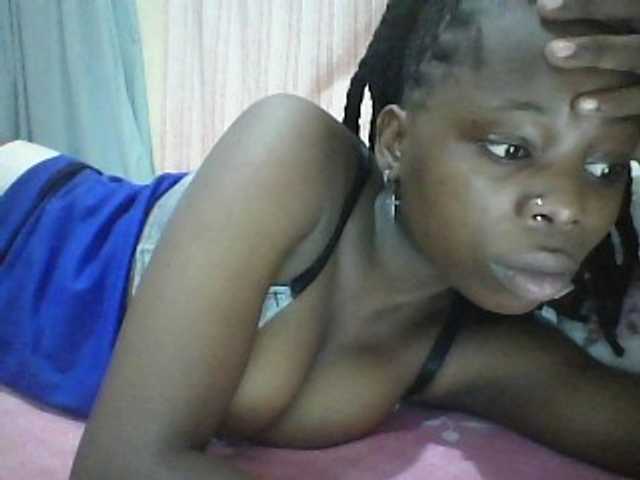 Live sex webcam photo for Tinnysweet #277166692