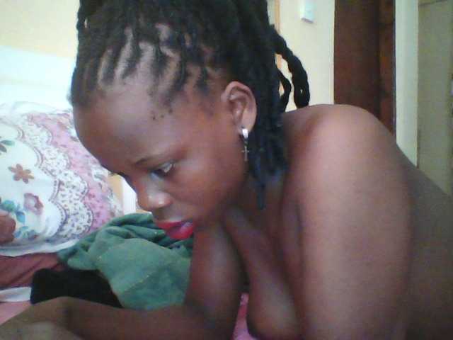 Live sex webcam photo for Tinnysweet #277172027