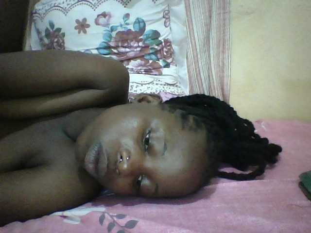 Live sex webcam photo for Tinnysweet #277211595