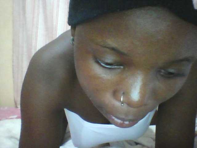 Live sex webcam photo for Tinnysweet #277246773